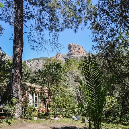Hébergement de vacances 2 Bedroom Lovely In Piscia Rossa Afa